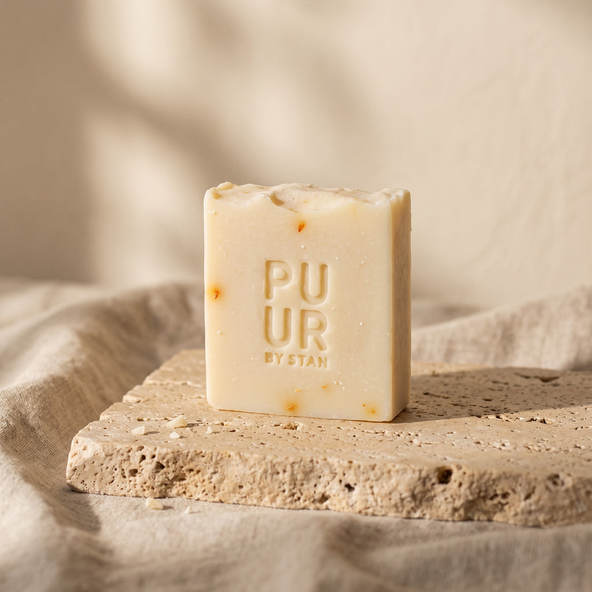 Shampoo Bar, op travertin